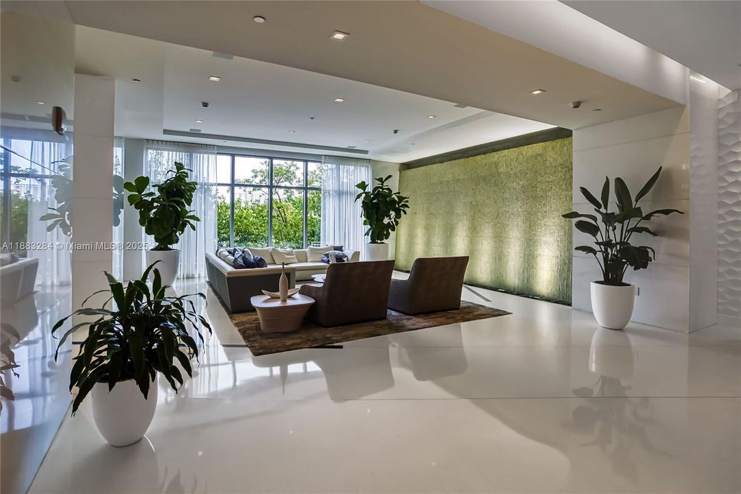 Active With Contract: $1,699,000 (3 beds, 3 baths, 1892 Square Feet)