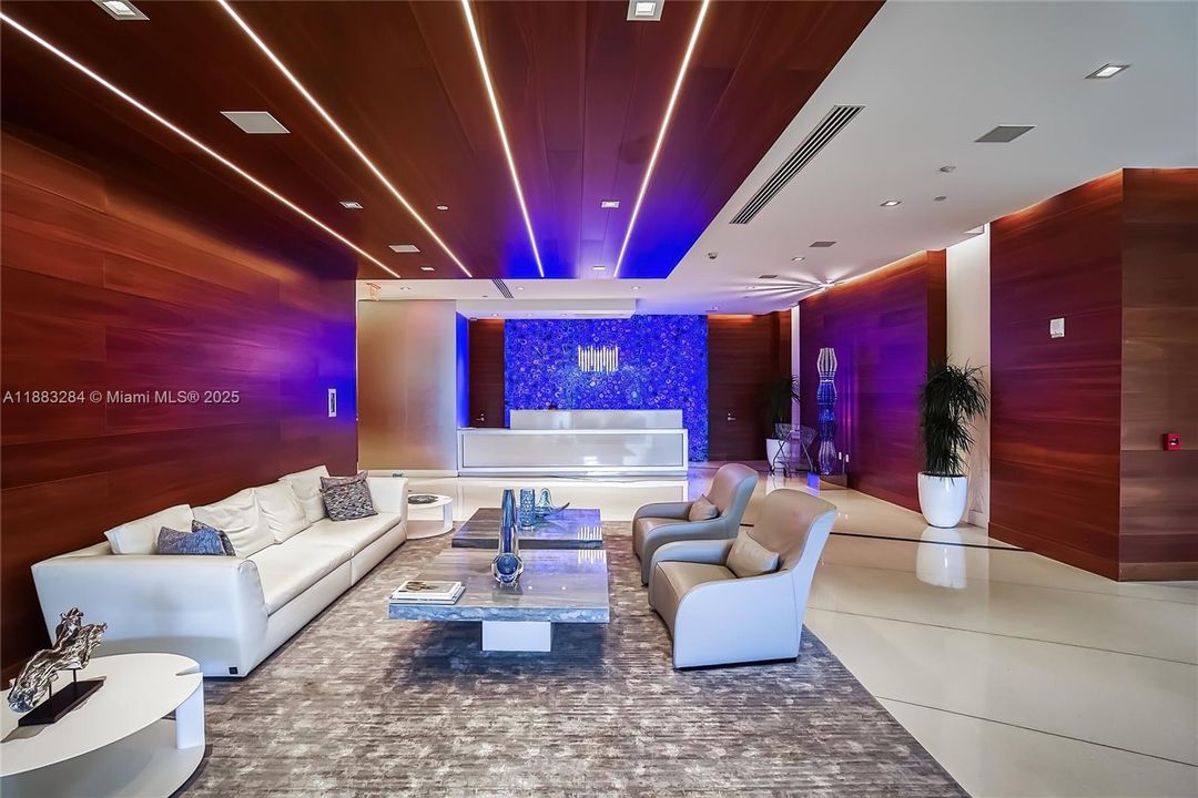 Active With Contract: $1,699,000 (3 beds, 3 baths, 1892 Square Feet)