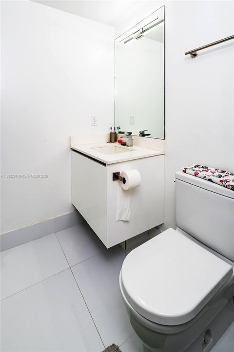 Active With Contract: $1,699,000 (3 beds, 3 baths, 1892 Square Feet)