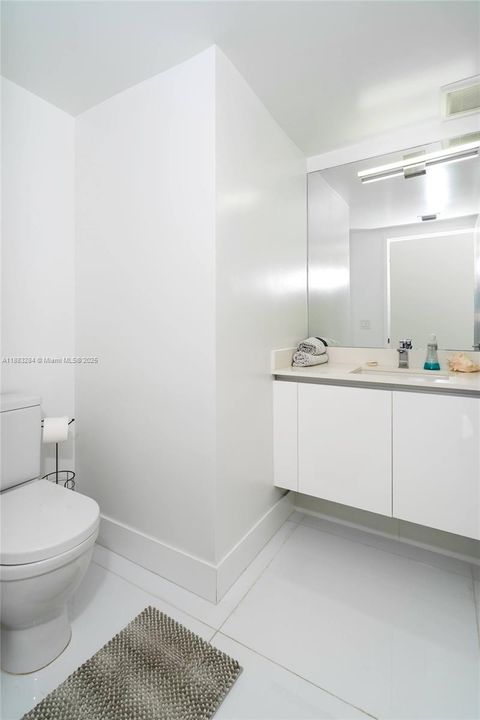 Active With Contract: $1,699,000 (3 beds, 3 baths, 1892 Square Feet)