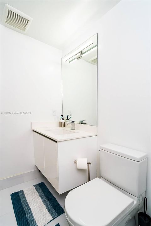 Active With Contract: $1,699,000 (3 beds, 3 baths, 1892 Square Feet)