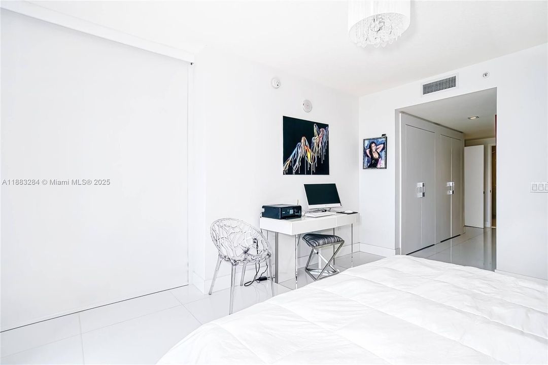 Active With Contract: $1,699,000 (3 beds, 3 baths, 1892 Square Feet)