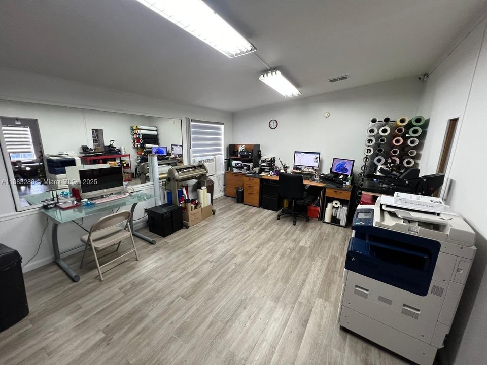 For Sale: $249,000 (3 beds, 2 baths, 1568 Square Feet)