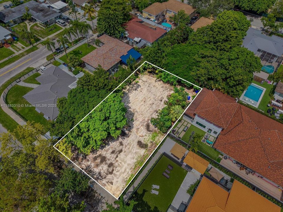 Recently Sold: $955,000 (0.23 acres)