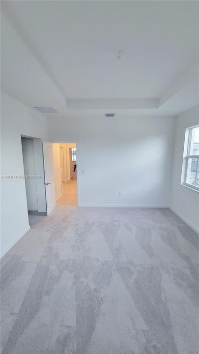 Active With Contract: $3,550 (4 beds, 2 baths, 1692 Square Feet)