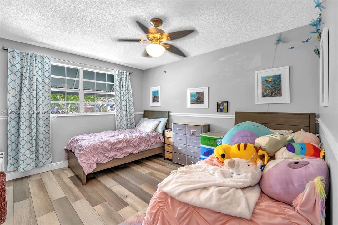 最近售出: $450,000 (3 贝兹, 3 浴室, 1459 平方英尺)