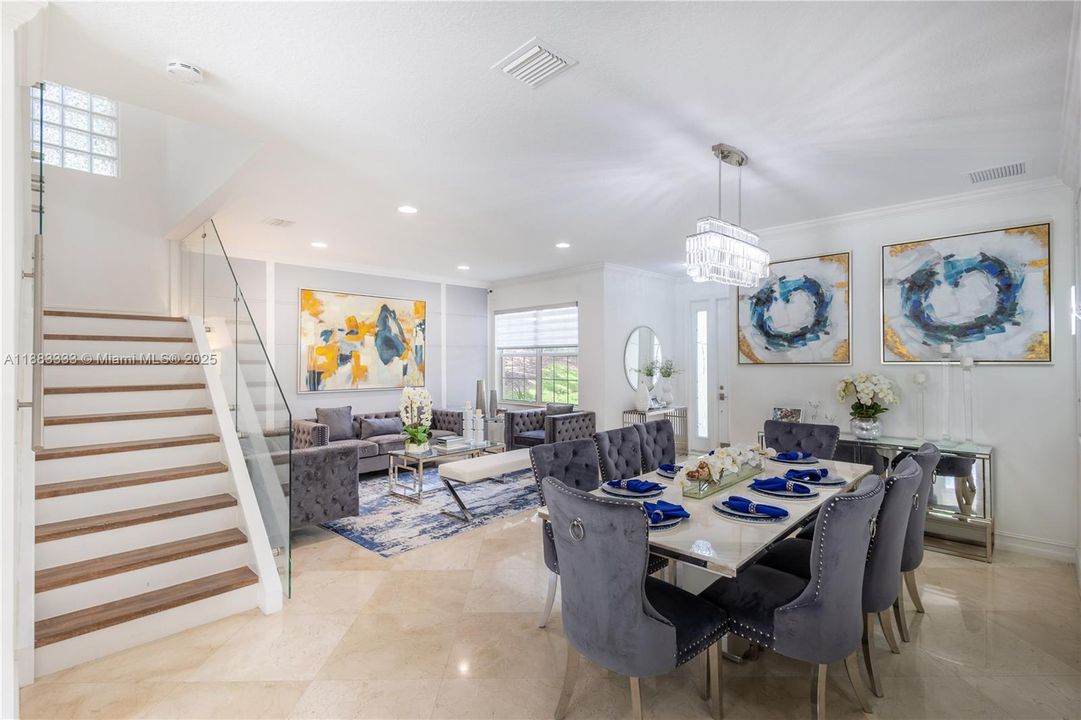 На продажу: $999,000 (5 спален, 4 ванн, 3230 Квадратных фут)