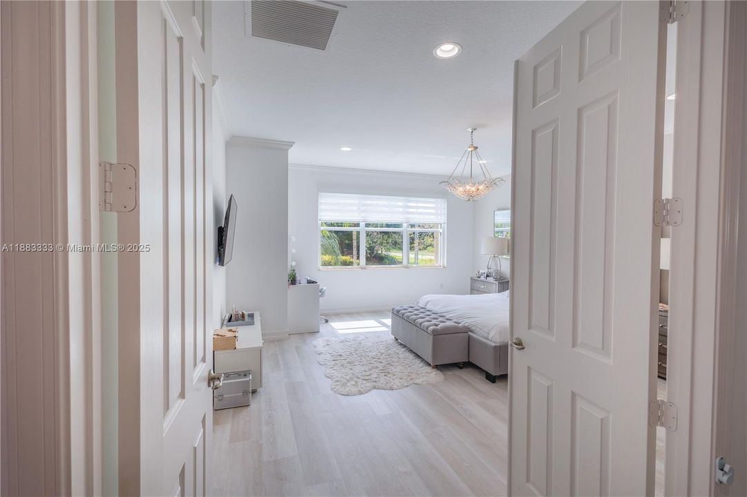 На продажу: $999,000 (5 спален, 4 ванн, 3230 Квадратных фут)