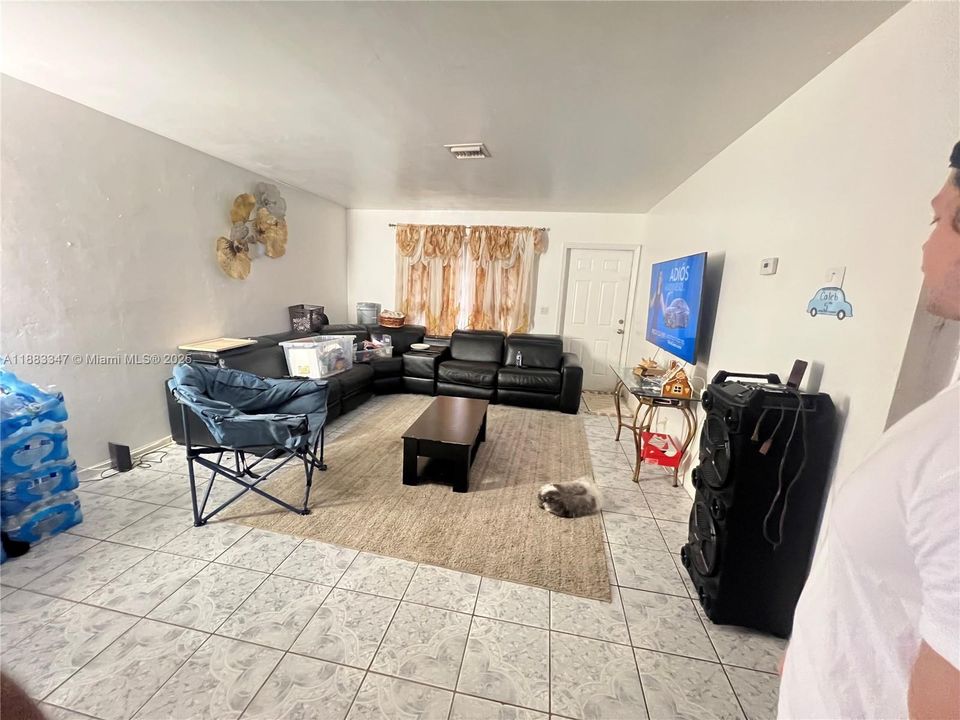 For Sale: $580,000 (0 beds, 0 baths, 1794 Square Feet)