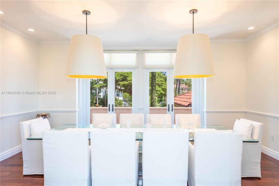 待售: $29,500,000 (9 贝兹, 8 浴室, 10964 平方英尺)