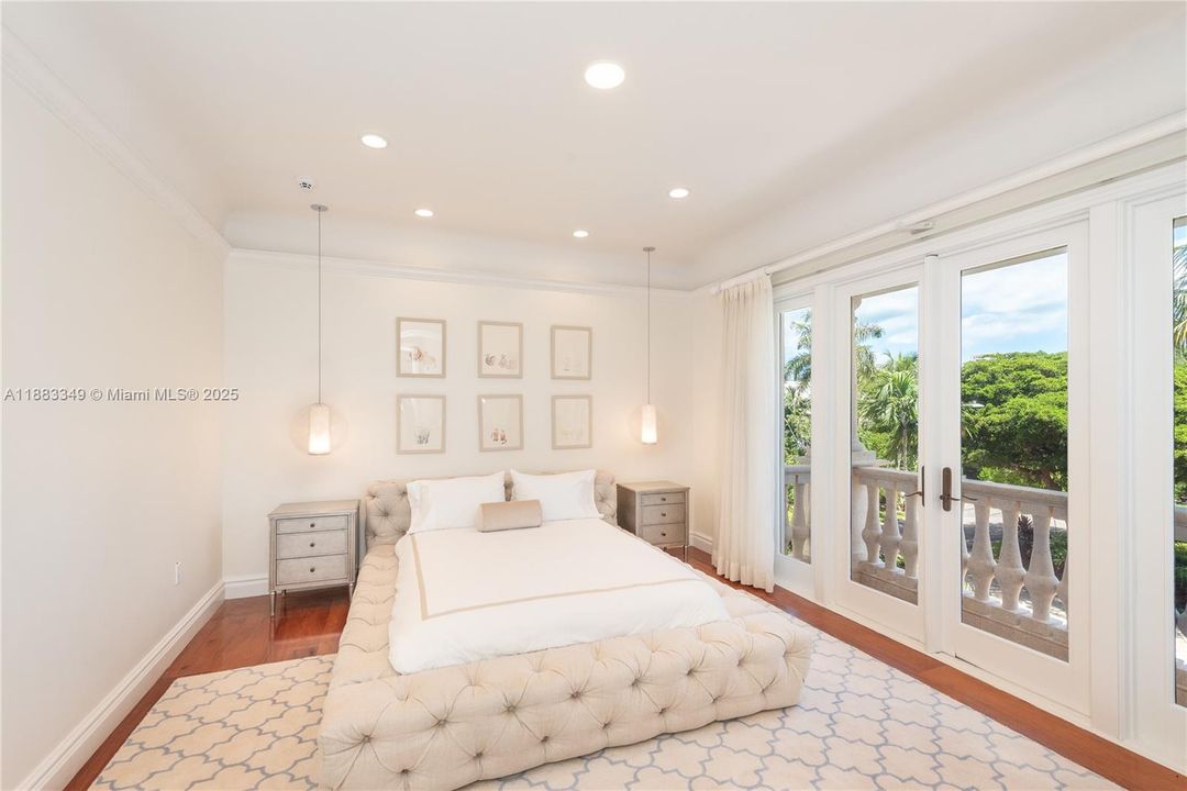 待售: $29,500,000 (9 贝兹, 8 浴室, 10964 平方英尺)