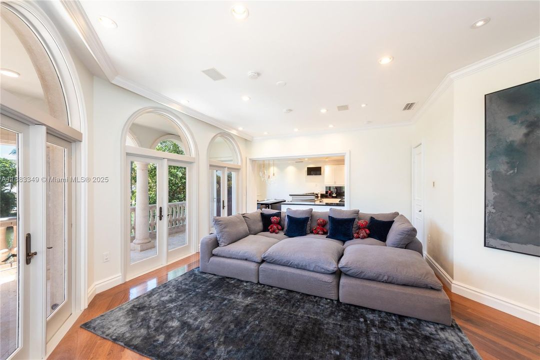 Sitting room by the kitchen area, with access to terrace and summer kitchen.