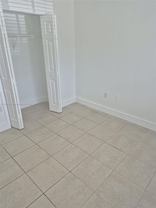 For Sale: $271,990 (3 beds, 2 baths, 1099 Square Feet)