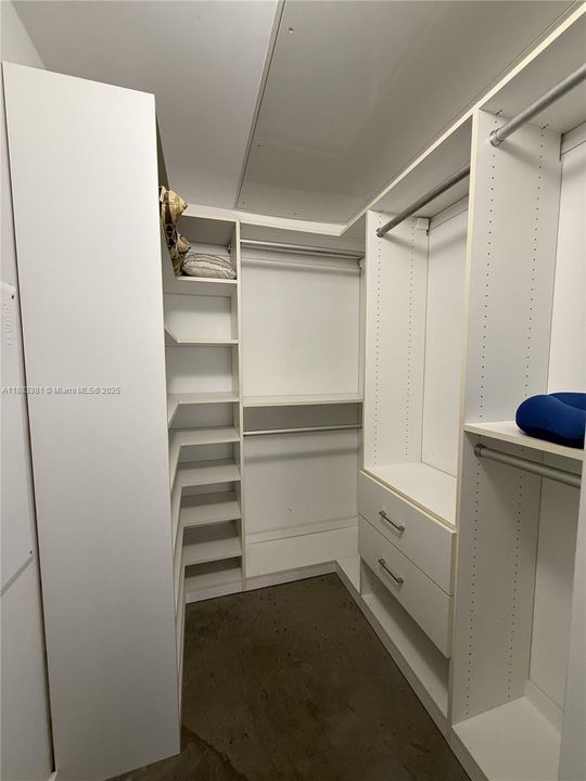 最近租的: $2,650 (1 贝兹, 1 浴室, 533 平方英尺)