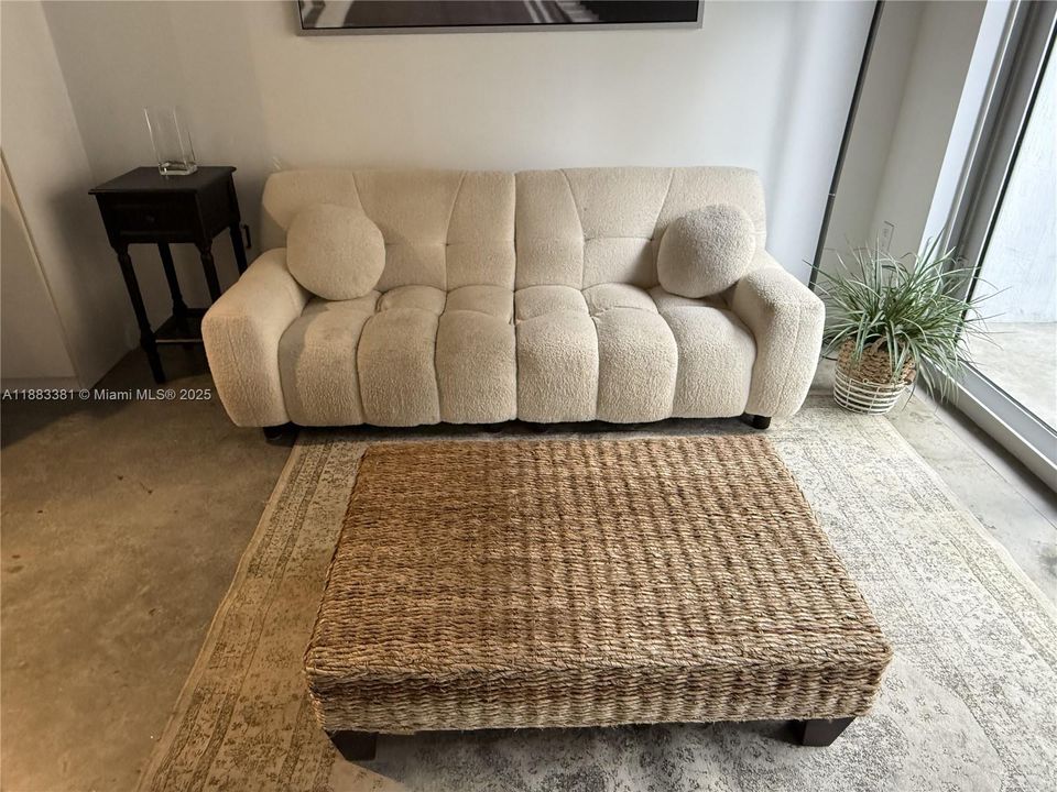 最近租的: $2,650 (1 贝兹, 1 浴室, 533 平方英尺)