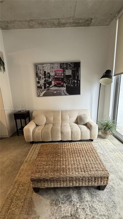 最近租的: $2,650 (1 贝兹, 1 浴室, 533 平方英尺)