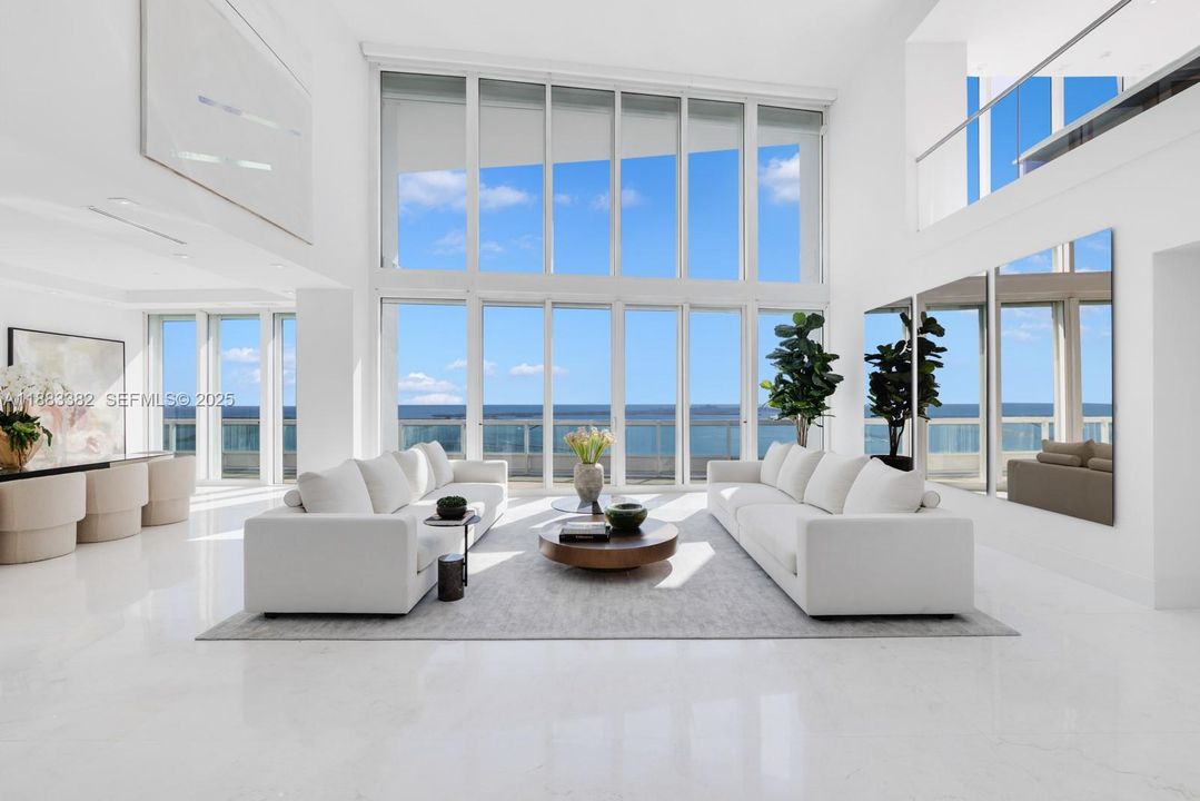 For Rent: $65,000 (7 beds, 7 baths, 10000 Square Feet)