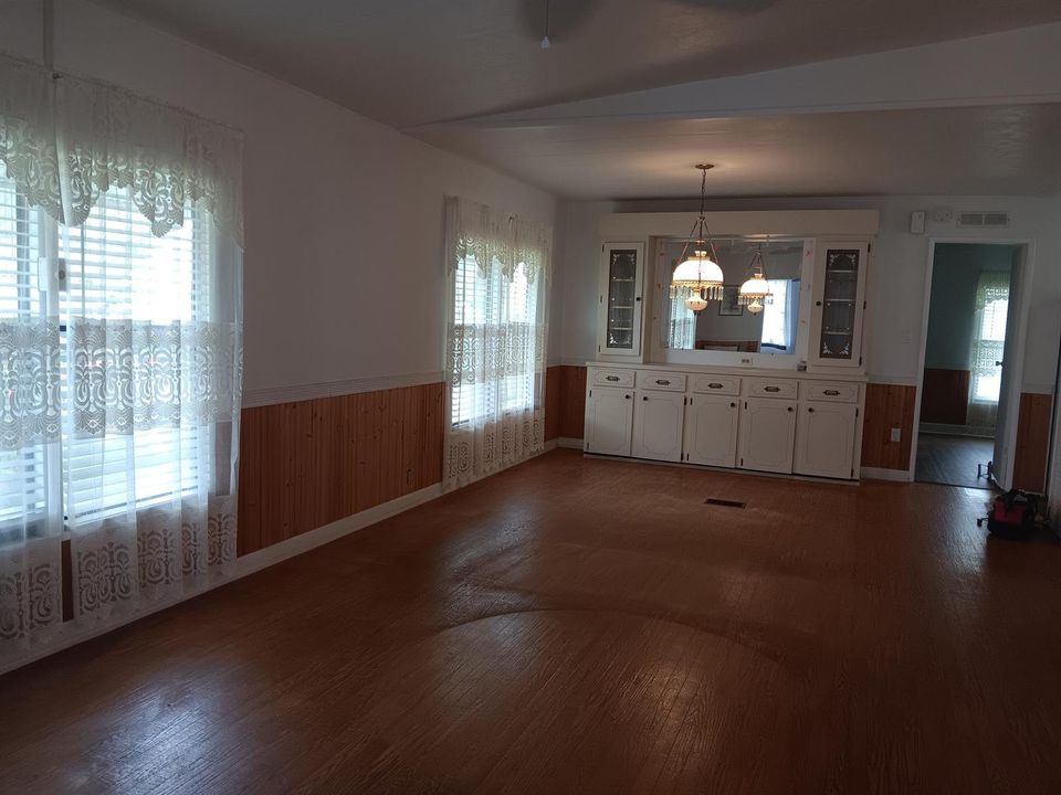 livingroom dininng room