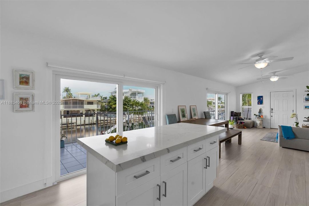 Recently Sold: $2,200,000 (3 beds, 2 baths, 1560 Square Feet)