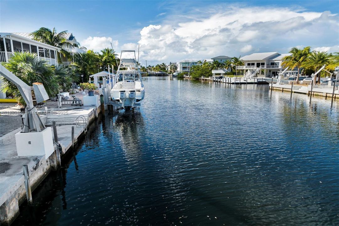 Recently Sold: $2,200,000 (3 beds, 2 baths, 1560 Square Feet)