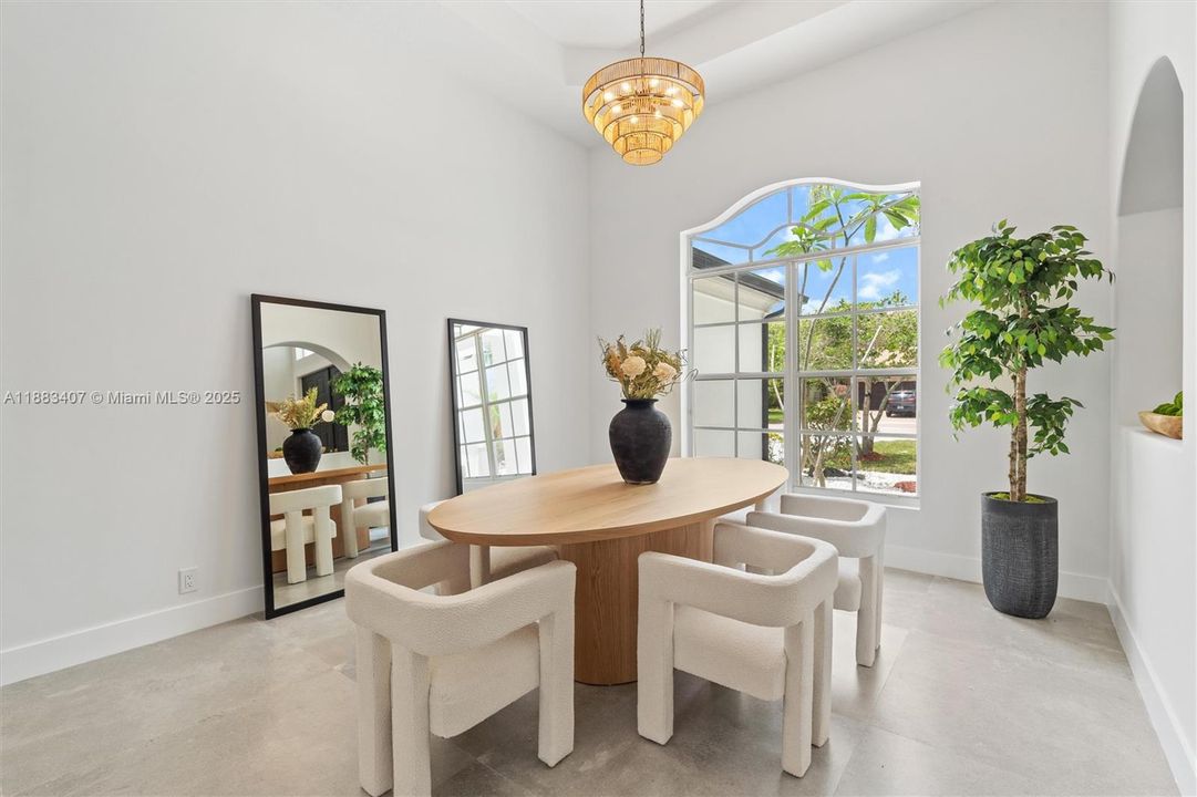 Recently Sold: $799,999 (3 beds, 2 baths, 2440 Square Feet)