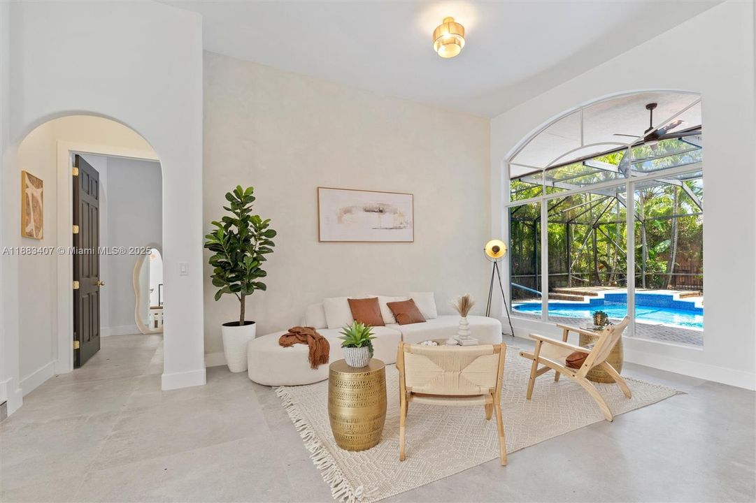 Recently Sold: $799,999 (3 beds, 2 baths, 2440 Square Feet)