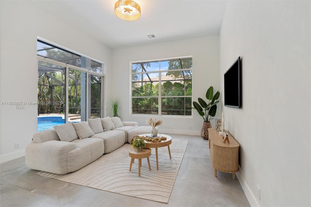 Recently Sold: $799,999 (3 beds, 2 baths, 2440 Square Feet)