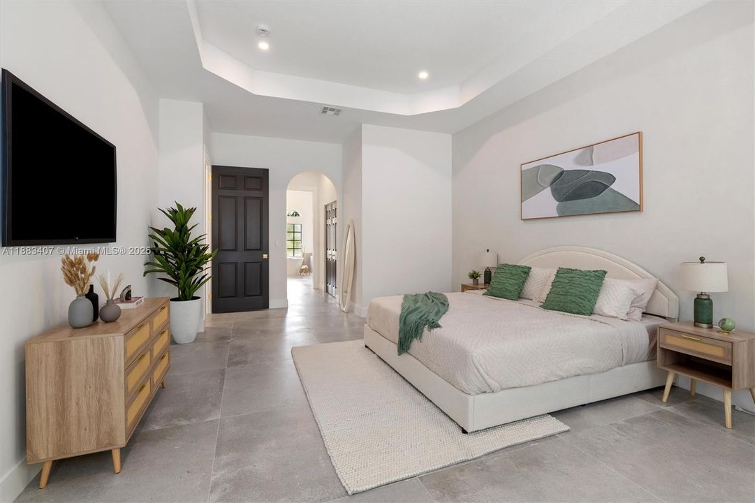 Recently Sold: $799,999 (3 beds, 2 baths, 2440 Square Feet)