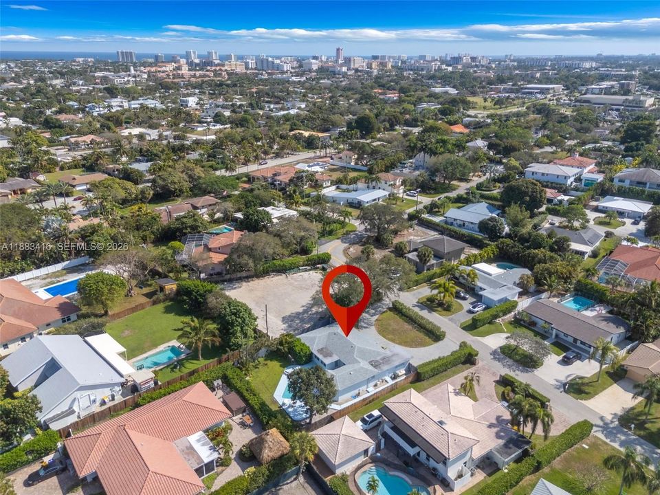 For Rent: $7,500 (4 beds, 2 baths, 2101 Square Feet)