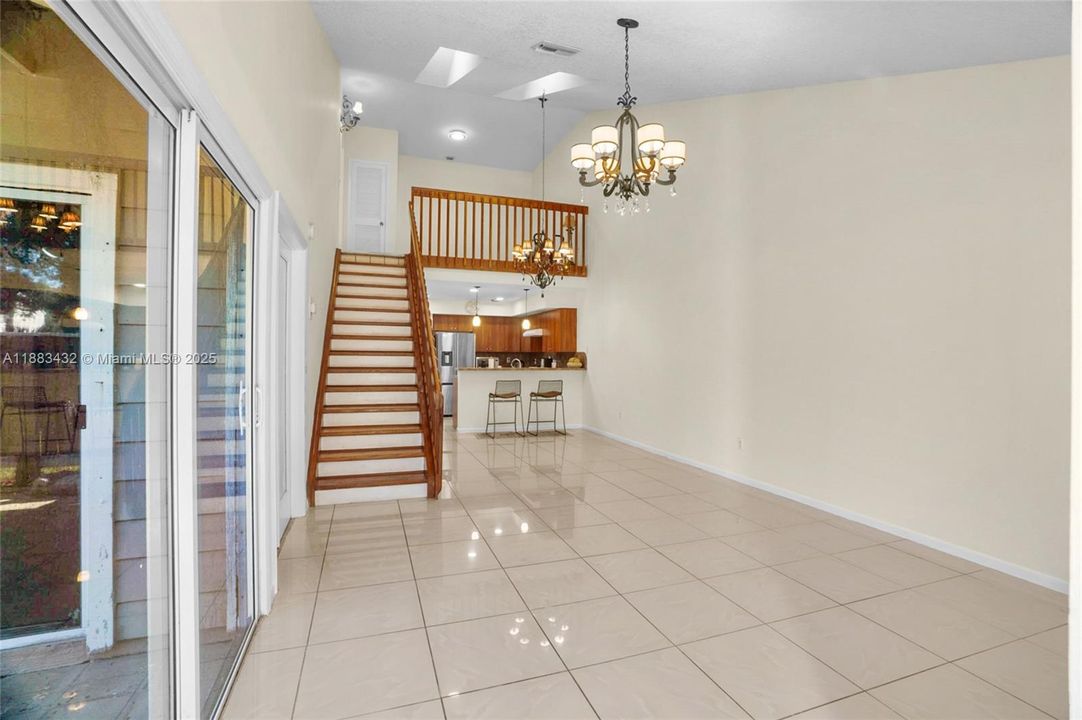 For Sale: $345,000 (3 beds, 2 baths, 1336 Square Feet)