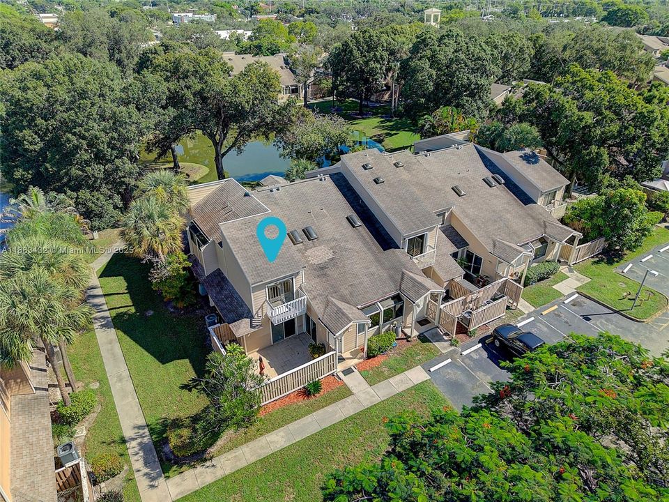 For Sale: $345,000 (3 beds, 2 baths, 1336 Square Feet)