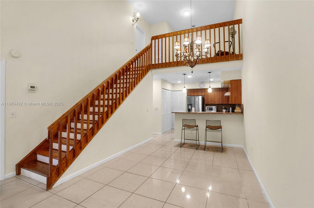 For Sale: $345,000 (3 beds, 2 baths, 1336 Square Feet)