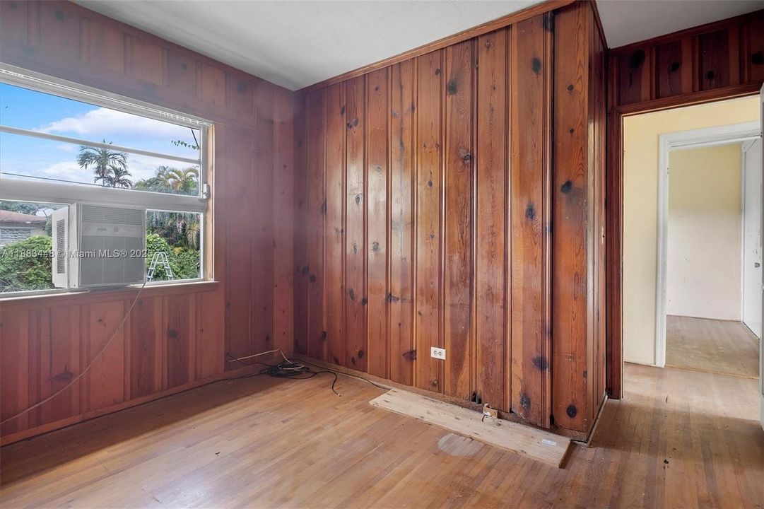 Vendido Recientemente: $583,000 (3 camas, 1 baños, 1063 Pies cuadrados)