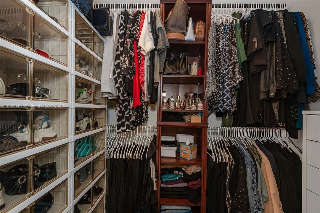 待售: $315,000 (2 贝兹, 2 浴室, 1231 平方英尺)