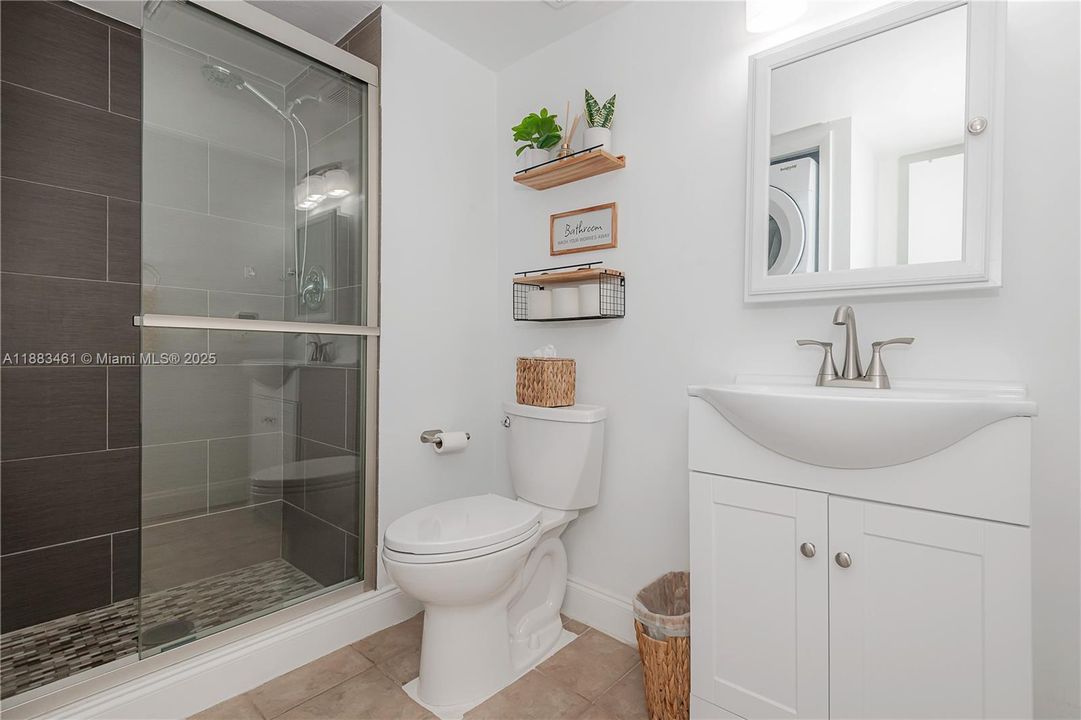 待售: $315,000 (2 贝兹, 2 浴室, 1231 平方英尺)