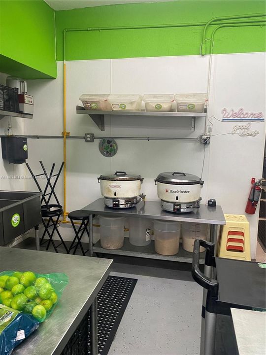 最近售出: $125,000 (0 贝兹, 0 浴室, 0 平方英尺)