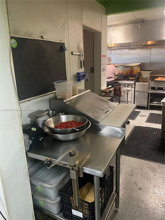 最近售出: $125,000 (0 贝兹, 0 浴室, 0 平方英尺)