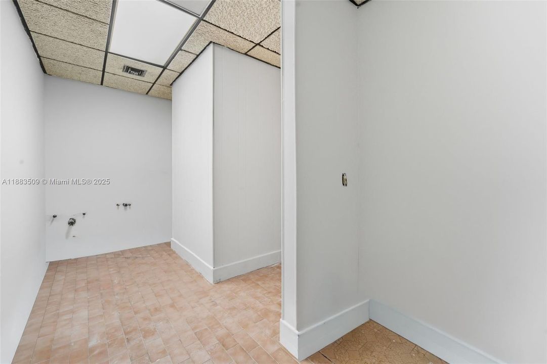 В аренду: $55 (0 спален, 0 ванн, 0 Квадратных фут)