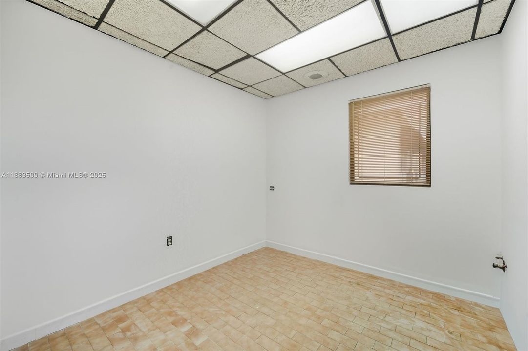 В аренду: $55 (0 спален, 0 ванн, 0 Квадратных фут)