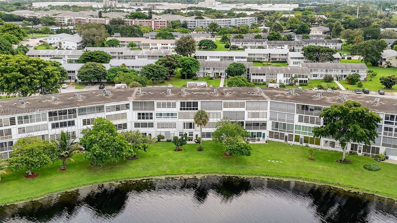 На продажу: $115,000 (1 спален, 1 ванн, 700 Квадратных фут)