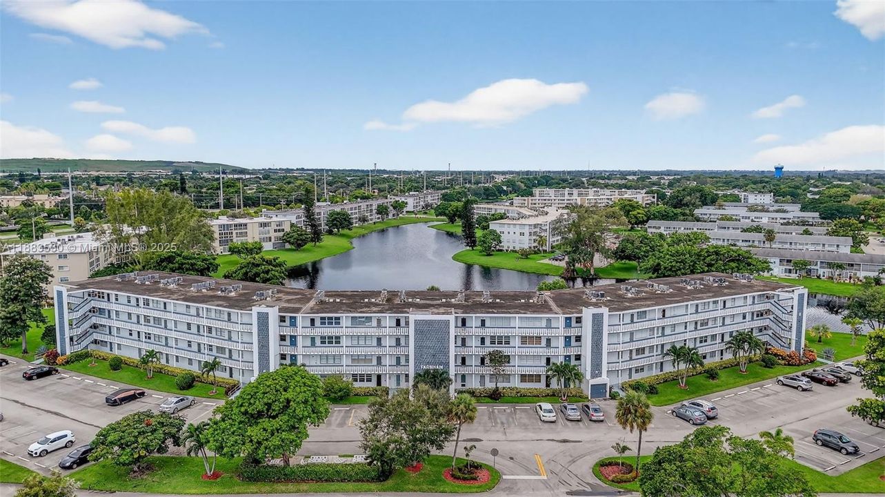 На продажу: $115,000 (1 спален, 1 ванн, 700 Квадратных фут)