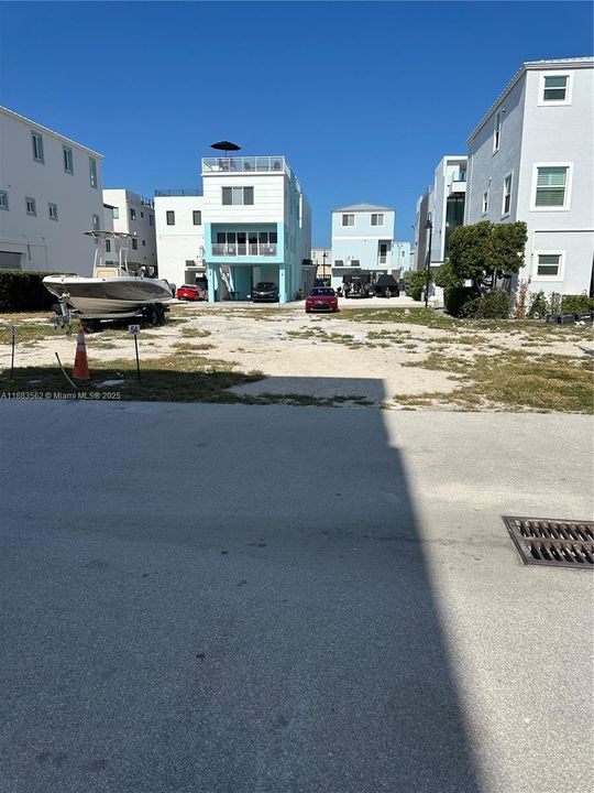 En Venta: $339,000 (1,658 sqft)