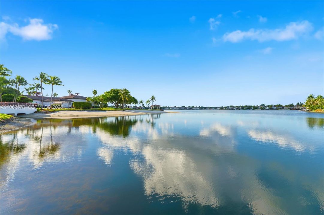 На продажу: $509,900 (3 спален, 2 ванн, 1710 Квадратных фут)