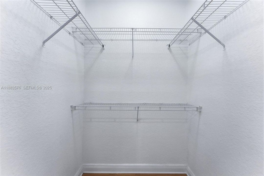 На продажу: $509,900 (3 спален, 2 ванн, 1710 Квадратных фут)