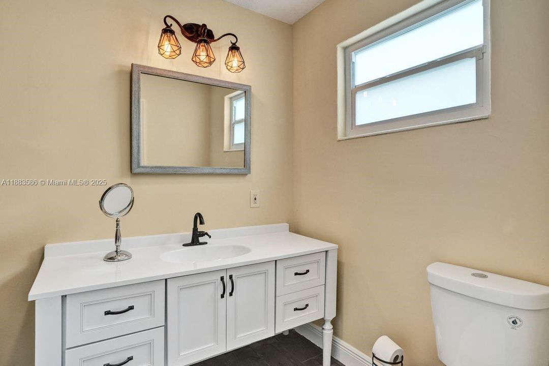 Active With Contract: $495,000 (3 beds, 2 baths, 1415 Square Feet)