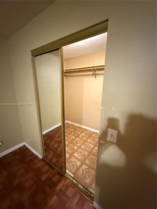 Active With Contract: $280,000 (4 beds, 2 baths, 1700 Square Feet)