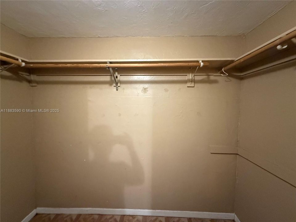 Active With Contract: $280,000 (4 beds, 2 baths, 1700 Square Feet)