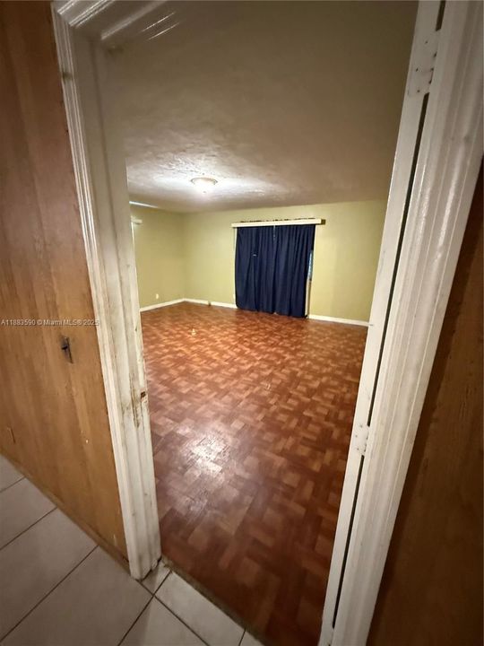 Active With Contract: $280,000 (4 beds, 2 baths, 1700 Square Feet)