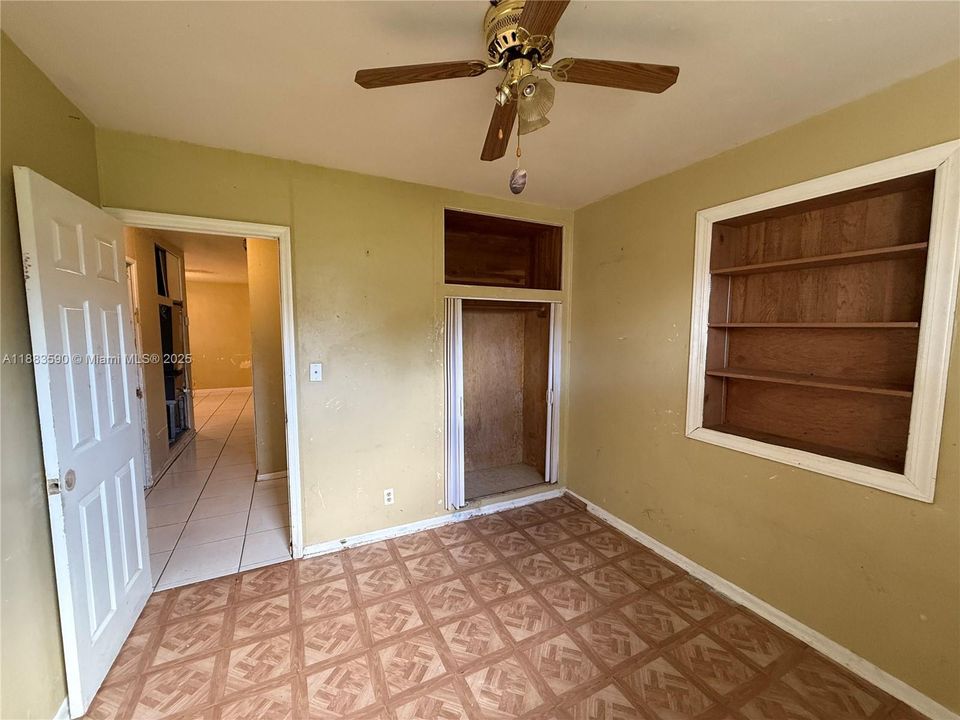 Active With Contract: $280,000 (4 beds, 2 baths, 1700 Square Feet)