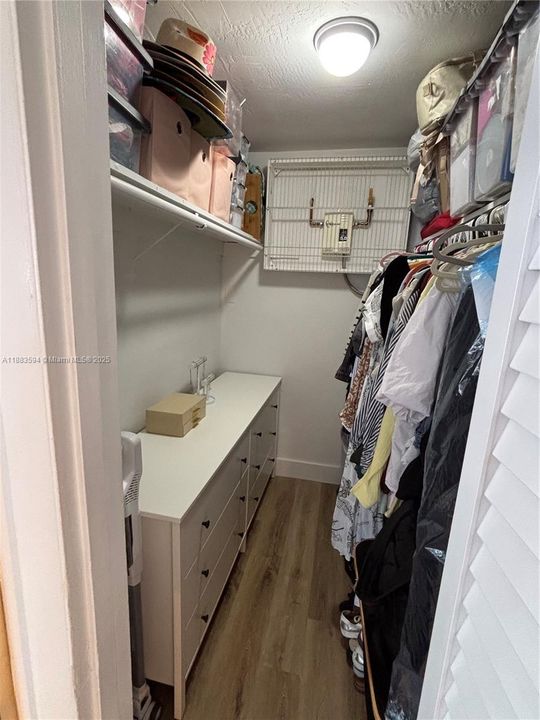 Active With Contract: $1,795 (0 beds, 1 baths, 0 Square Feet)